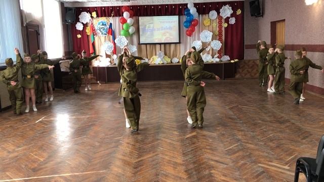 Коллектив спортивного бального танца "Евгения" - "Спасибо за победу!" смотреть онлайн