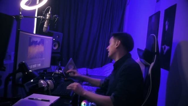 МЕНЯ ПРЕСЛЕДУЕТ СЕМЬЯ ПРИЗРАКОВ!? Неожиданный результат ИТК с Анчуткой | Игры со страхом смотреть онлайн