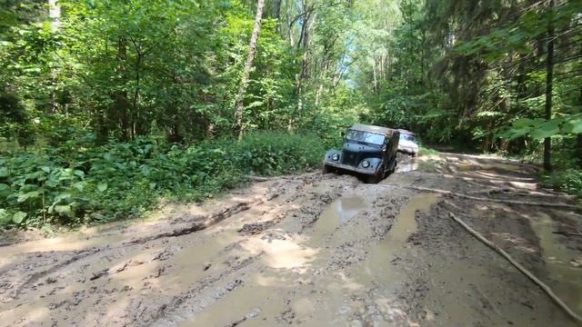 ЧТО МОЖЕТ MITSUBISHI PAJERO SPORT 2 на бездорожье с подготовленными УАЗ Хантер и Нивой на 33-х? смотреть онлайн