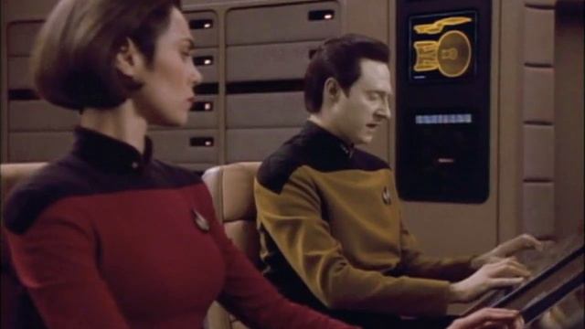 Star Trek Next Generation - Entering the Lysian System смотреть онлайн