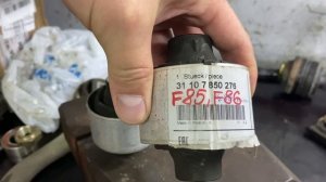 Стук в передней подвеске при торможениях BMW X5 E70.