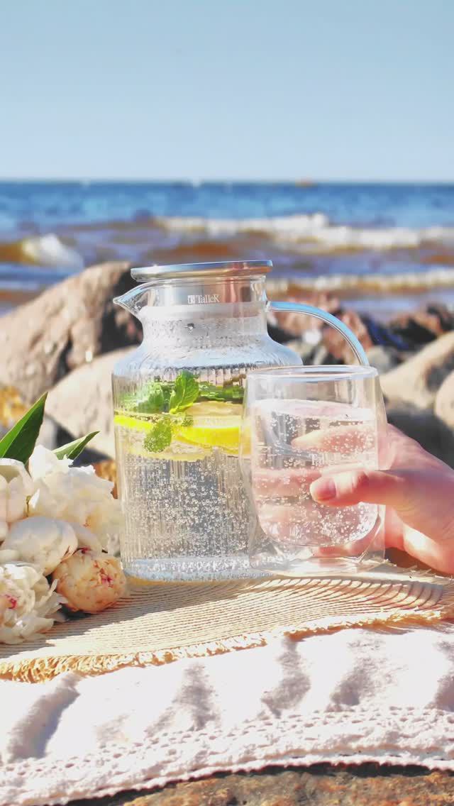 Охлаждающий вкусный и простой лимонад. Балуем себя и близких освежающим напитком смотреть онлайн