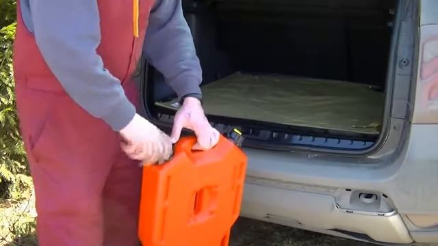 Renault Duster 2.0 4x4.  Экспедиционные канистры! Expedition Canisters