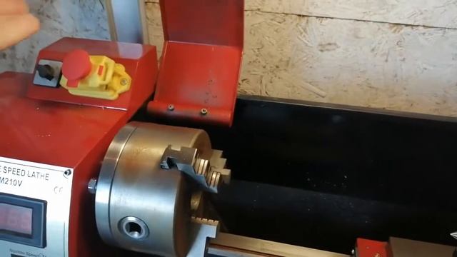 Обзор на китайский токарный станок WM210 V (красный). смотреть онлайн