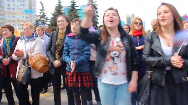 1 Мая 2015г. в Минске. Ольга Плотникова - "Лето - такая примета". Парк Победы. MVI 0581 смотреть онлайн