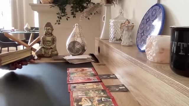 la panique a bord chez votre autre a cause de votre prise de distance et de silence #tarot смотреть онлайн