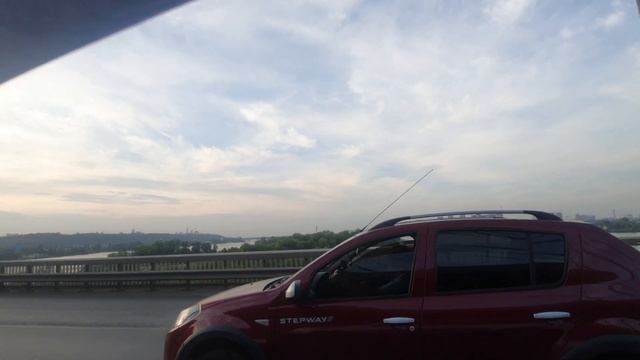 Улететь легко! Вернуться-!? Киев встречай! смотреть онлайн