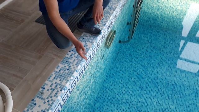 Донный слив бассейна из нержавейки - донный скиммер в бетонной чаше для слива воды смотреть онлайн