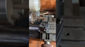 Токарный станок по металлу Универсал ТШ-3