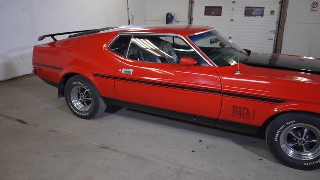 1971 Ford Mustang Mach 1 смотреть онлайн