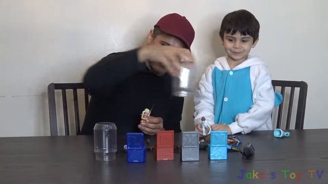 ROBLOX FLEE THE FACILITY ACTION FIGURES смотреть онлайн
