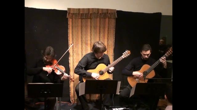 Mozart- Sonata in e minor, K. 304, I. Allegro ; arranged for 2 guitars and violin смотреть онлайн