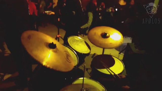 буерак - танцы по расчету (En Vivo Chulas Rock Bar)