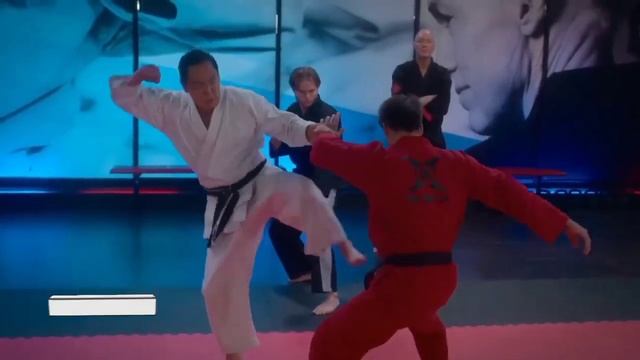 Чозен против тренеров Терри Сильвера!!! Кобра Кай: 5 сезон. Драки, Бои. смотреть онлайн