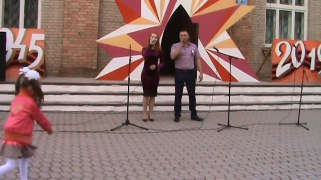 Ольга Бондаренко и Юрий Коваль - Тальяночка смотреть онлайн