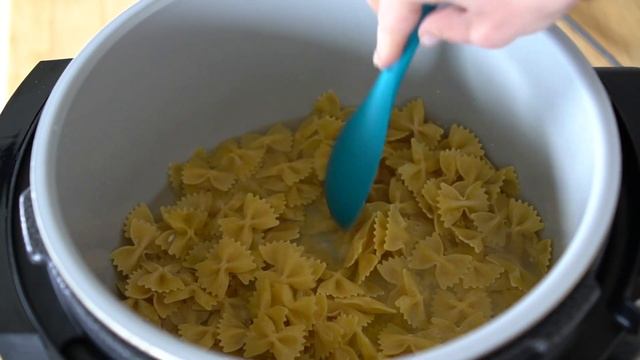 Простой и вкусный рецепт макароны в мультиварке Ninja - Foodi Smart lid смотреть онлайн