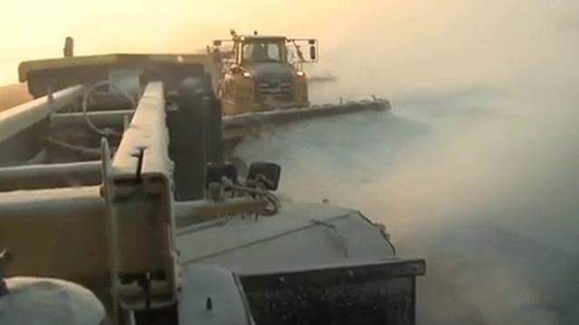 Snow-clearing at Arlanda Airport смотреть онлайн