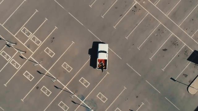 Модель Поведения - Сгораю (Оfficial video) смотреть онлайн