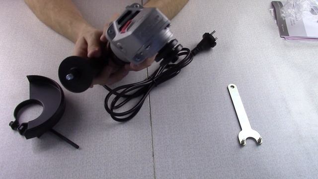 Зубр. УШМ 125- 800 м3.Обзор