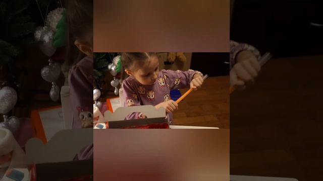 Что дарят в детском саду на Новый год . смотреть онлайн