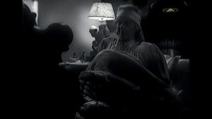 А я сейчас с кем разговариваю? Тоже сама с собой... Значит всё в порядке? В порядке...