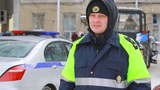 С ГАИ, чудо-техникой, лопатами и энтузиазмом. Как прошли зимние субботники в Минске смотреть онлайн
