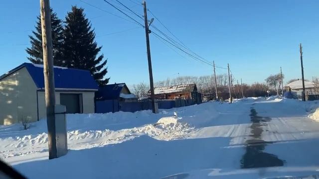 392/Переезд в Россию. Ехали на ферму, а уехали в ДЕРЕВНЮ! Деревня зимой…Сибирь! Тюменская область. смотреть онлайн