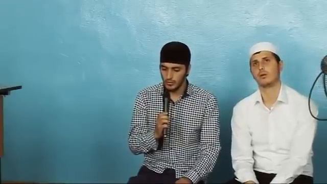 Чтение Корана на выпускном собрании смотреть онлайн