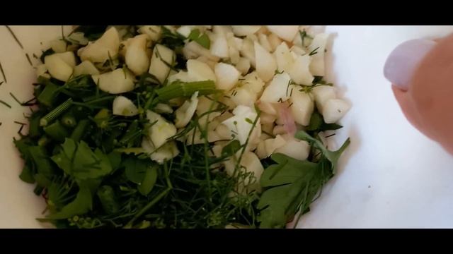 Готовлю простой ДАЧНЫЙ обед/ А Чё Вот такое Вот ХАРЧО/Чистый огород/Моя ЗАМОРОЗКА/Едим ЛедянойАРБУ смотреть онлайн