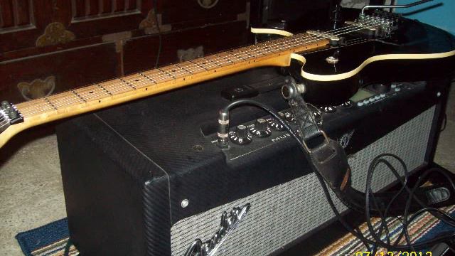 Top of the World Van Halen Tone Fender Mustang смотреть онлайн
