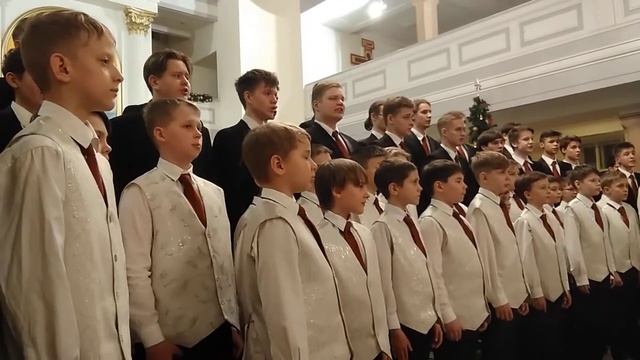 Выступление хора Молодость в Соборе Святой Мари 10 (06.01.2020) смотреть онлайн