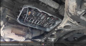 Замена масла и фильтра в автоматической коробке на АУДИ Q7 2006 AUDI Q7 3,0 дизель