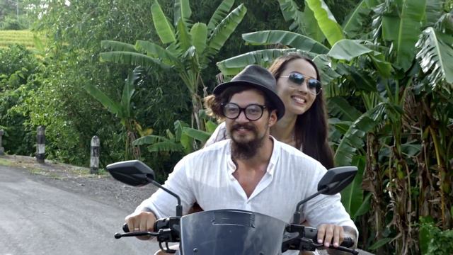 Монолог - поёт Карелеа Мацола - слова и музыка Анны Лукашиной смотреть онлайн