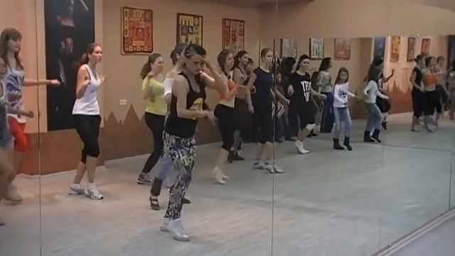 Инга Фоминых (открытые уроки CLUB LATINA) смотреть онлайн