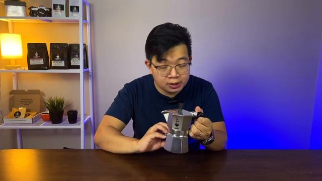3 Tips for Making the Best Coffee With a Moka Pot смотреть онлайн