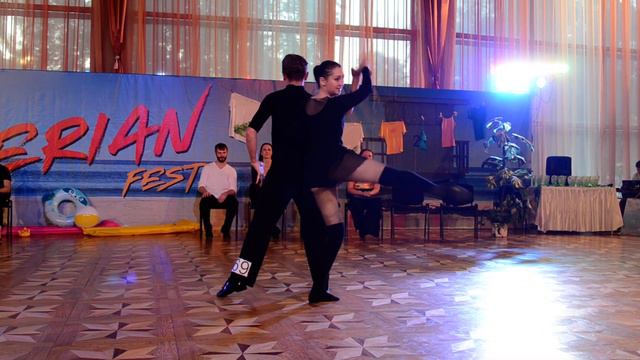 ХАСТЛ, Discofox, Siberian Fest 2021, Точь в Точь, пара 2 смотреть онлайн