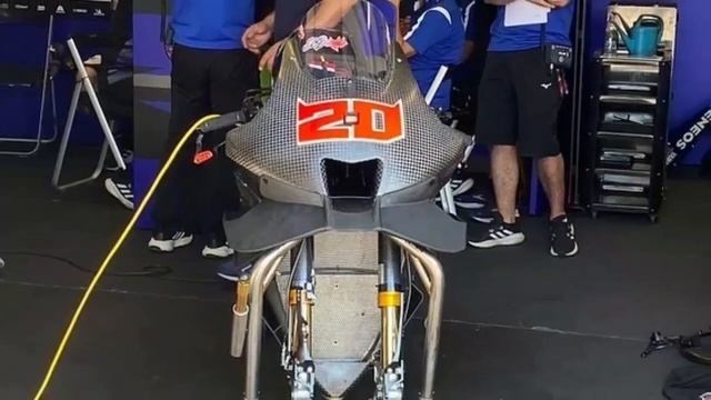 Yamaha M1 2024 Prototype New Engine New Aero & Chassis смотреть онлайн