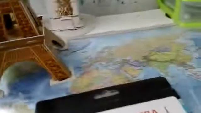 КУБИК ФАН ЭЙФЕЛЕВА БАШНЯ смотреть онлайн