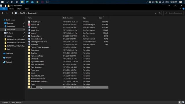 HOW TO GET MINECRAFT RTX WITHOUT RTX GRAPHICS CARD FOR BOTH MOBILE AND WINDOWS 10 .......*clickbait
