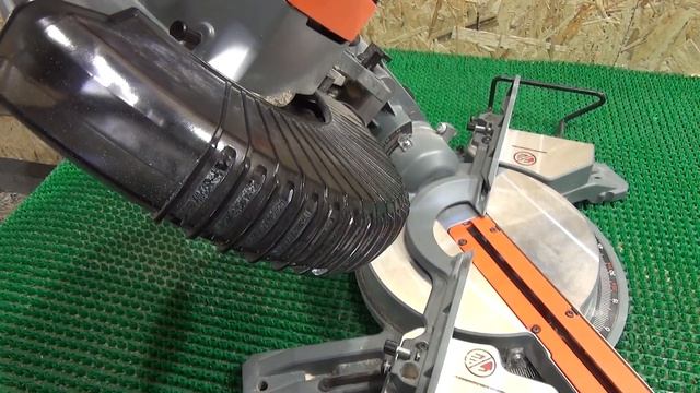 Торцовочная пила BLACK+DECKER BES710 смотреть онлайн