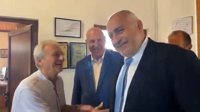 Boyko Borisov, Luben Dilov -Jr., Georg Georgiev and Alex Luna in museum of Salt, Pomorie, Bulgaria смотреть онлайн