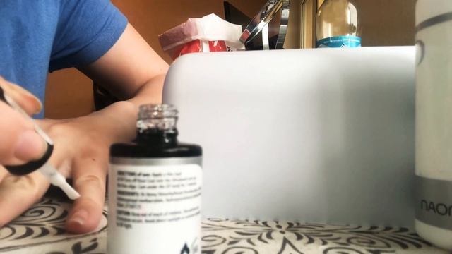 Гель-лак для начинающих. Маникюр дома гель лаком. Шеллак дома. Шеллак маникюр смотреть онлайн