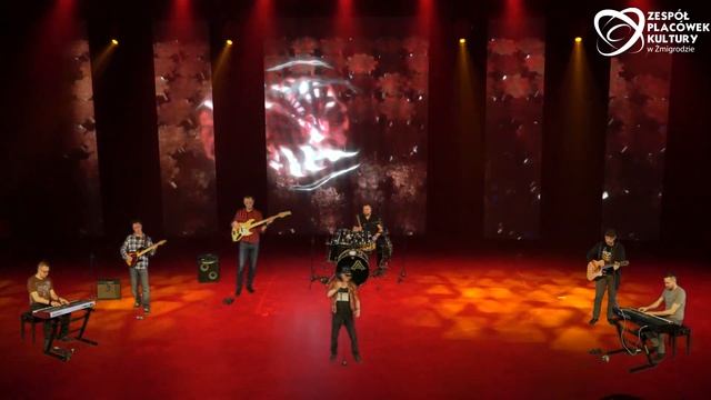 Garnitury zrzucają i dla kobiet śpiewają - koncert z okazji Dnia Kobiet 2021 смотреть онлайн