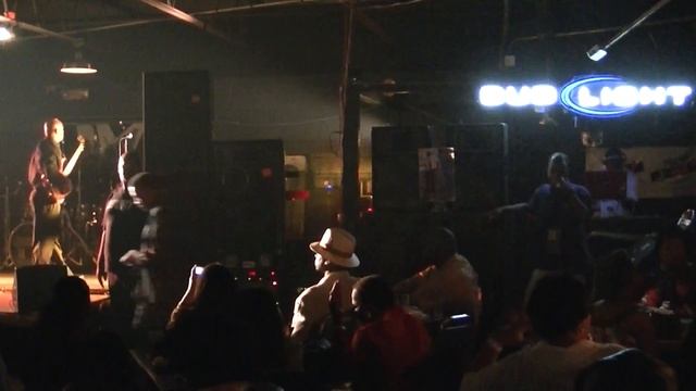 JJ SOLOMON 107-3 JAMZ ON THE MIC W DJ JAM ONE BEFORE MEL WAITERS CLUB 1421 SAT SEPT 17 2011 смотреть онлайн