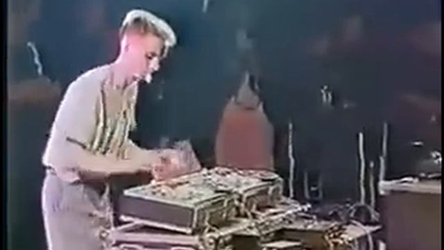 Микс на бабине, DJ культура в СССР Mr Tape 1991 (www.deluxesound.com.ua) смотреть онлайн
