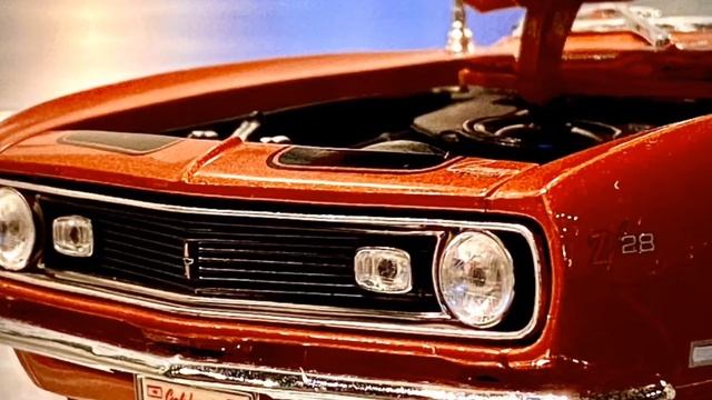 1968 Chevrolet Camaro Z28 1:18 Diecast car by Maisto смотреть онлайн