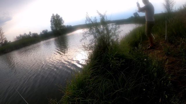 Рыбалка на паук (подъёмник) и удочку. Наловили карасиков. смотреть онлайн