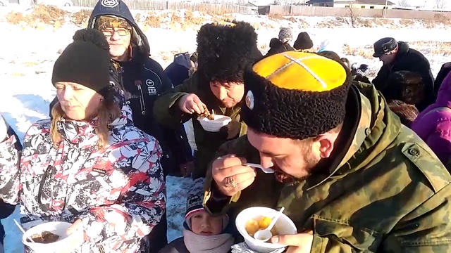 Казачьи забавы на Рождество в станице Тихонькой - 2017 смотреть онлайн