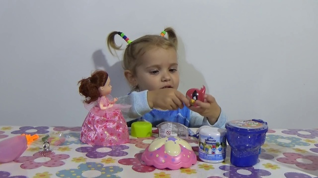 Ароматные капкейки кукла Холодное сердце лизун сюрпризы с игрушками распаковка s смотреть онлайн