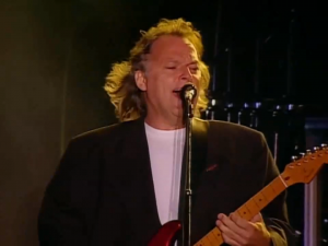 Pink Floyd - «Shine On You Crazy Diamond» (Live 1990)